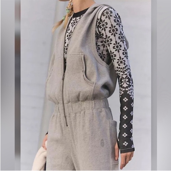 FP Movement Medium Jumpsuit Set Go Onesie Heather Gray pockets hood sleeveless - Picture 11 of 15